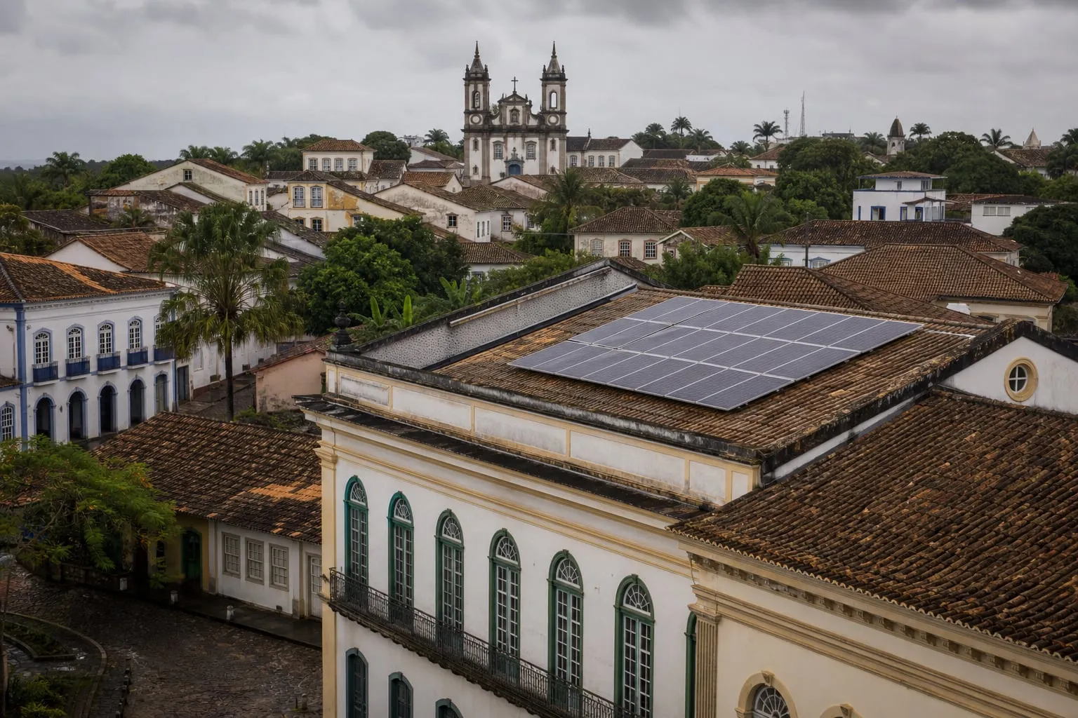 Energia solar em imóvel tombado: o que pode ser aprovado